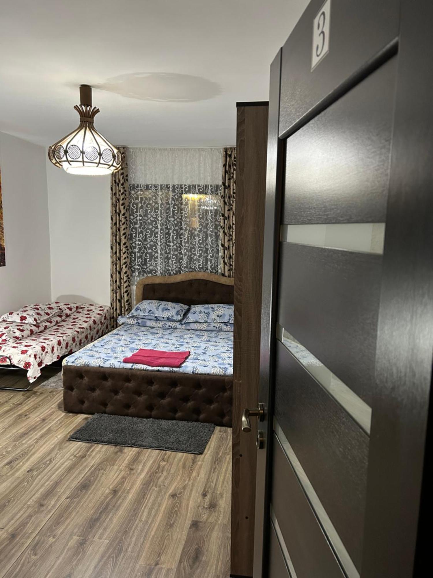 Apartamento Casa Raraului Câmpulung Moldovenesc Exterior foto